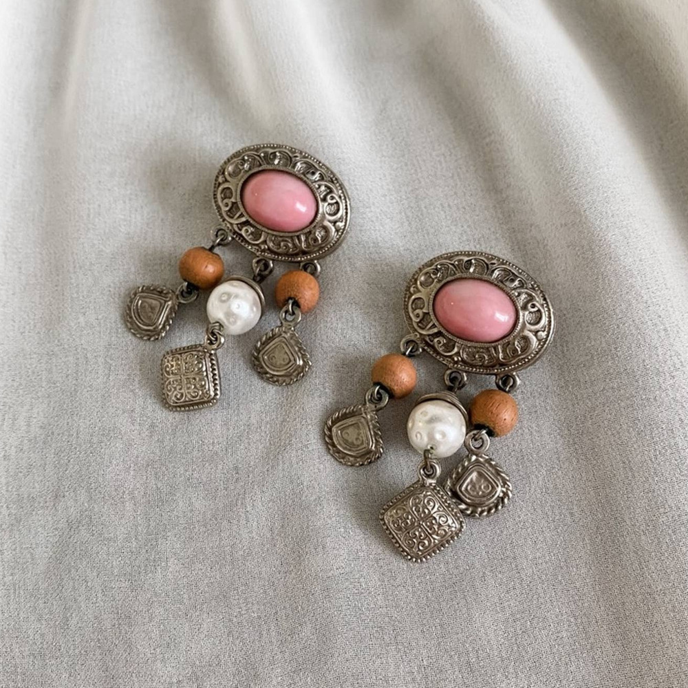 Vintage Pink Oval Wood Bead Boho Dangle Earrings - Picture 1 of 3